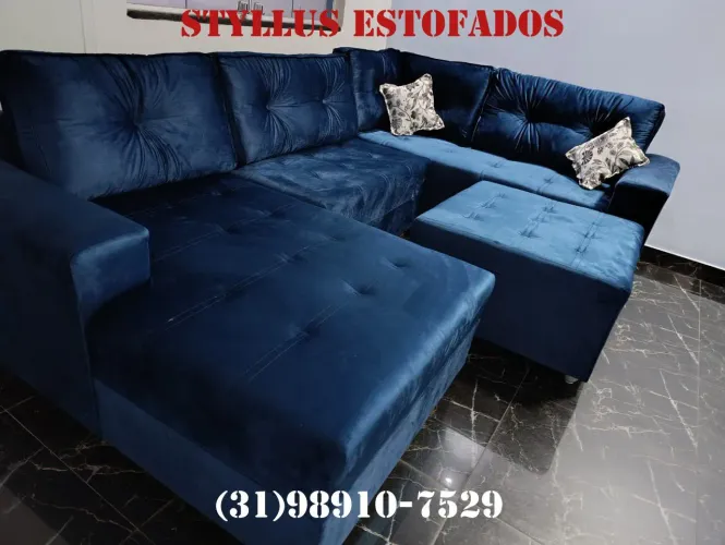 Sofá módulado de canto com puff