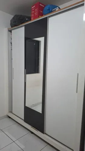 Guarda roupa