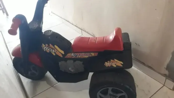 Motinho elétrica masculina