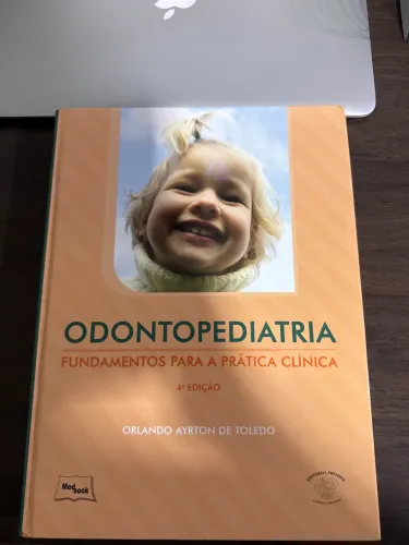 Livro didático Odontopediatria 