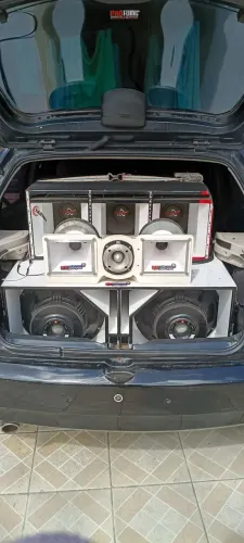 Som automotivo