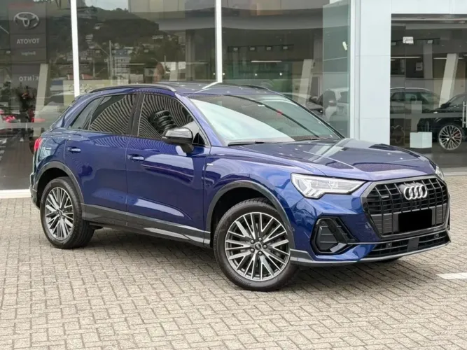 Audi Q3 Perf. Black 2.0 TFSI Tiptr. Quattro 2023