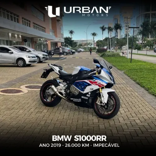BMW S1000RR - Baixo km - Impecável