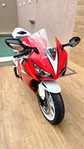 HONDA CBR 1000 