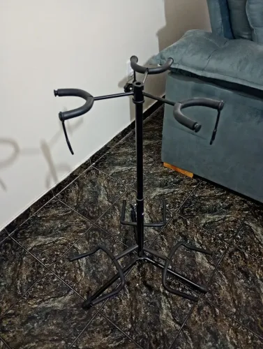 Suporte de chão para 3 violões ou guitarras 