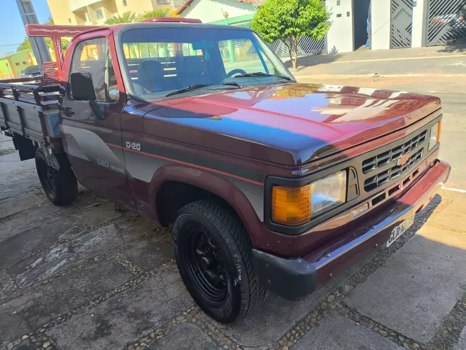 Chevrolet D-20 S / Luxe 3.9/4.0 Diesel 1985