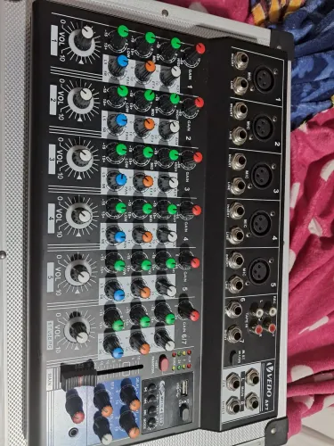 Mesa de som vedo af7 canais sem nova