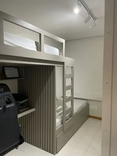 Todo mobiliado e decorado 2 quartos sendo 1 suite