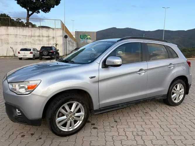 Mitsubishi ASX 2.0 16V 4X4 160cv Aut. 2012