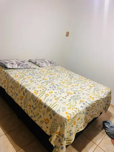 Cama tamanho queen Gazin