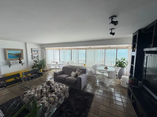 Cobertura de 5 quartos à venda, 400m² - Pituba