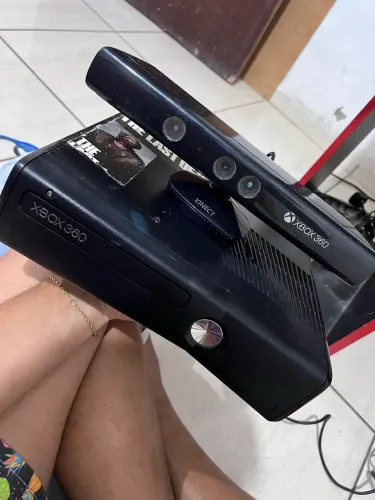 Kinect + xbox360 (com luz vermelha)