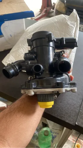 BOMBA DE ÁGUA JETTA 2.0 16V TSI
