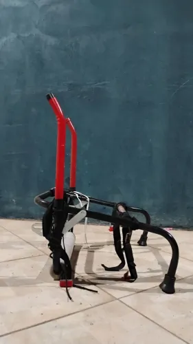 vendo suporte de carro para duas bicicletas