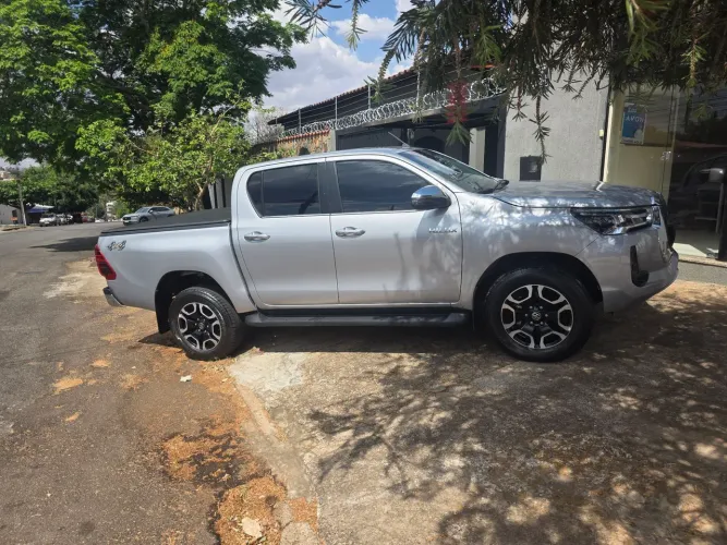 Toyota Hilux CD SRX 4X4 2.8 TDI 16V Diesel Aut. 2026
