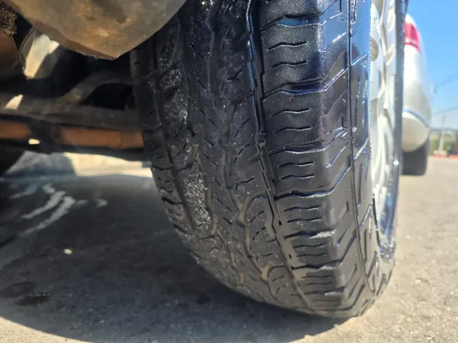 Rodas Fiat Adventure, e pneus dunlop