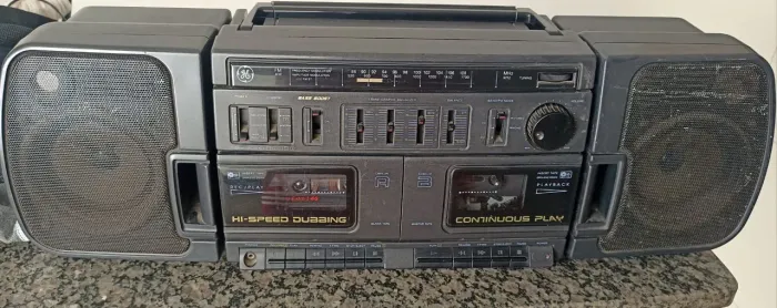 Boombox general Electric: ler a descrição.