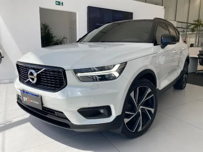 Volvo XC40 XC 40 T-5 Híbrido R-design 1.5 262cv FWD 2021