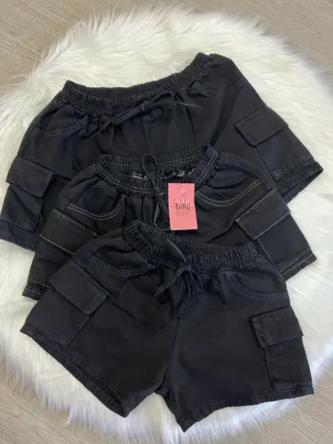 Short jeans preto