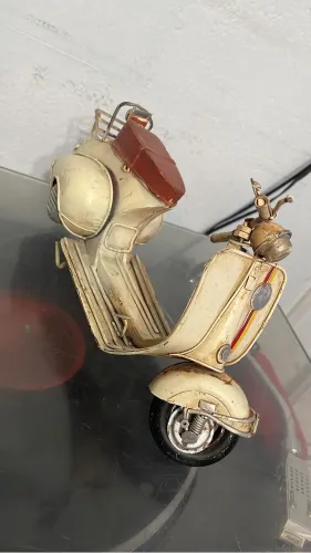 Venda de Garagem: Coleção de Antiguidades e Vintage! ?