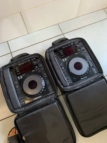 Cdj 900 pioneer kit com bags.