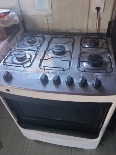 Fogão 5 bocas