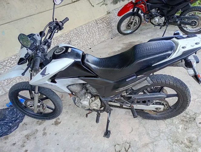 Bros 160