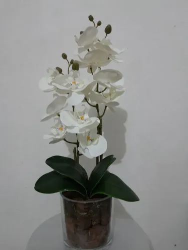 Arranjos de Orquideas artificiais