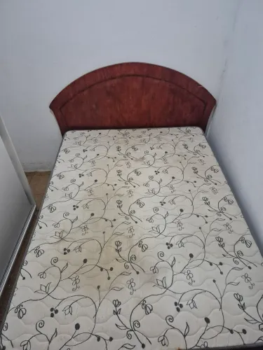 Cama casal com colchão