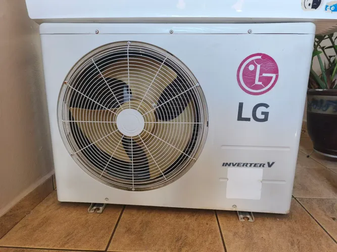 AR CONDICIONADO LG 24K INVERTERV