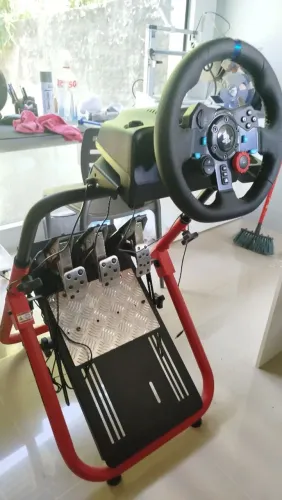 Volante Logitech G29 + cockpit e upgrade de pedal