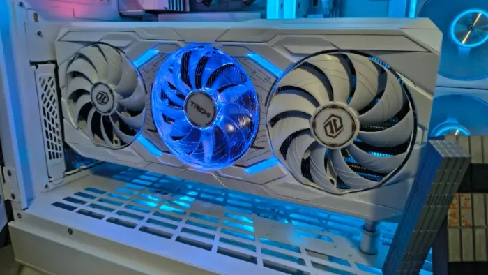 RX 9070 XT - Seminova