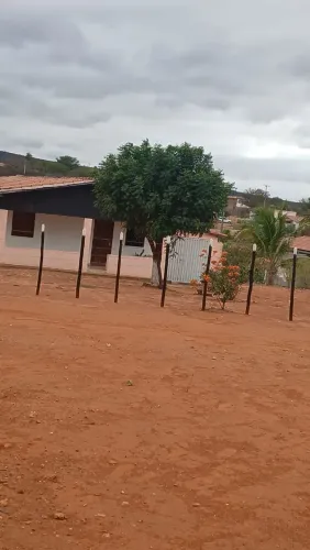 Vende se uma: Linda Casa!