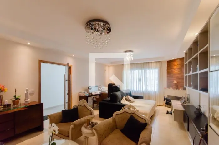 Casa à Venda - Cambuci, 4 Quartos, 260 m2