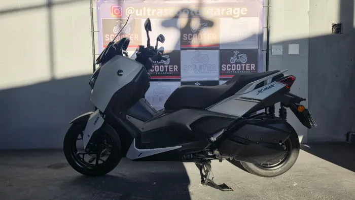 Xmax 250 conect
