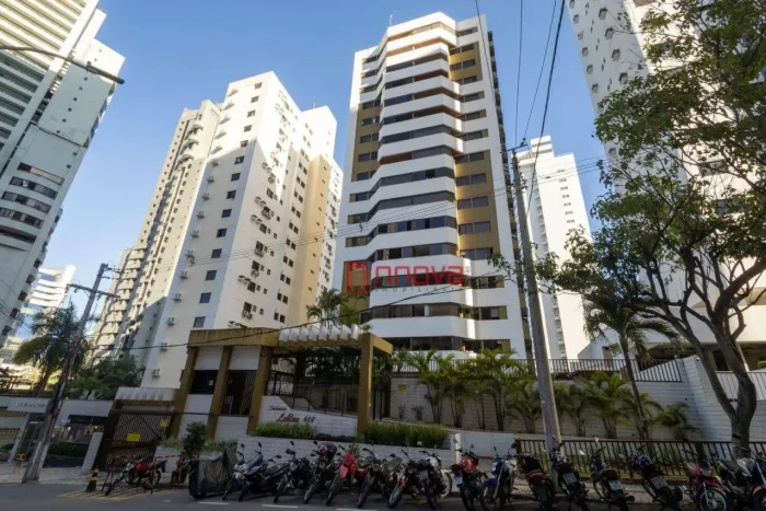 Apartamento 3/4 para alugar, com 96 m² por R$ 3.300/mês - Pituba - Salvador/BA