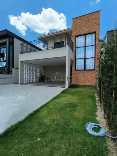 CASA ( SOBRADO ) A VENDA NO CONDOMÍNIO EVIDÊNCIAS NO BAIRRO CALDEIRA NA CIDADE DE INDAIATU