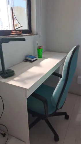 Escrivaninha + Cadeira