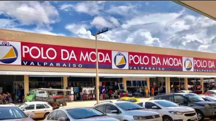 Lotes a prestação ao lado do Polo de modas, para construção de comércios, lojas em geral, 