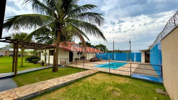Chácara à venda em Nova Esperança do Sudoeste, SAIDA UNIFLOR, com 9 quartos, com 2100 m²