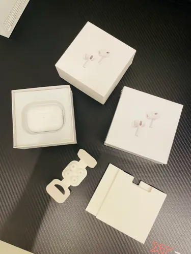 Apple AirPods Pro 2° geração Branco - NOVO