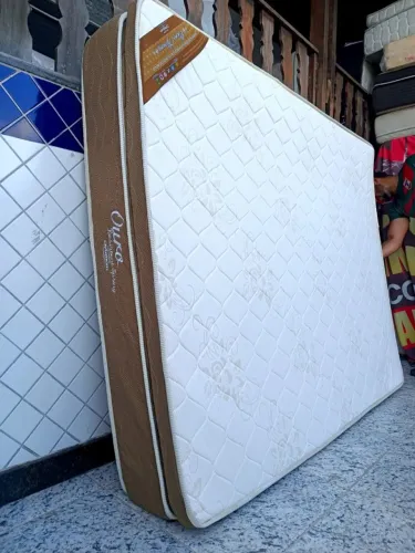 Colchão Ortobom Queen, Sem uso Aceito cartão e Entrego!