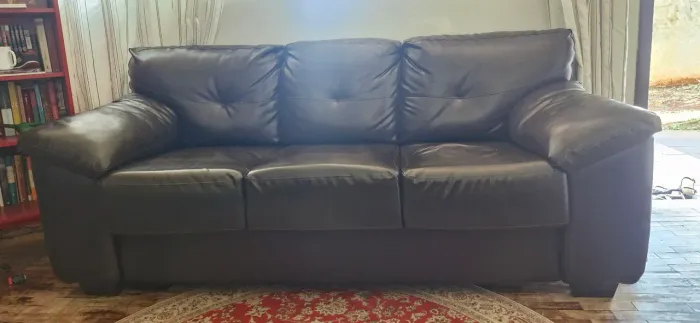 Conjunto de sofas de couro sintético 