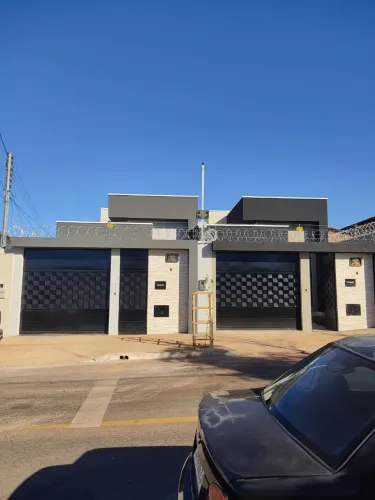 VENDE-SE CASA JD. BALNEÁRIO MEIA PONTE GOIÂNIA