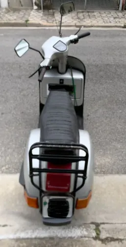 Piaggio Vespa em ótimo estado 