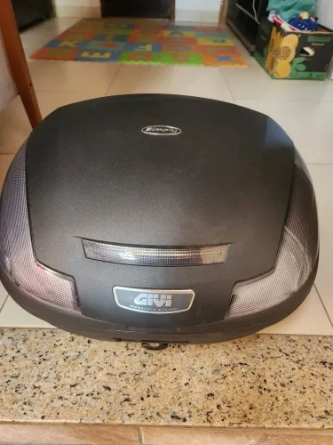 Baú Givi 45 litros