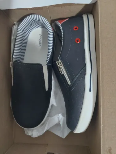 Tenis Slip On 31