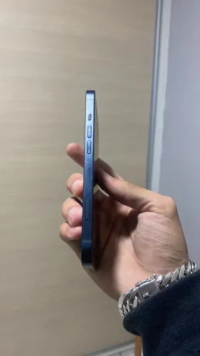 Vendo Iphone 13 128gb o mais zero do mercado