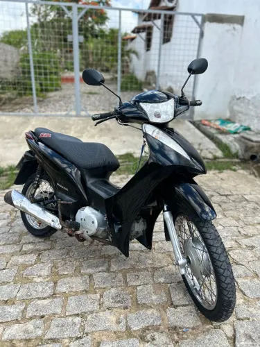 VENDO HONDA BIZ 2014 EXTRA!