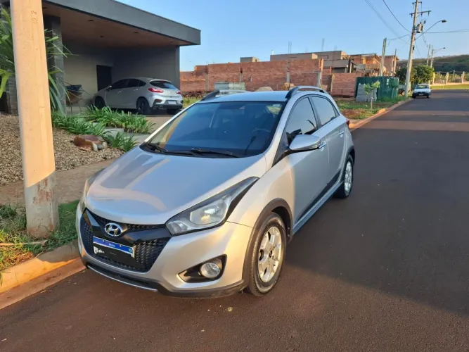 Hyundai HB20X Premium 1.6 Flex 16V Aut. 2015